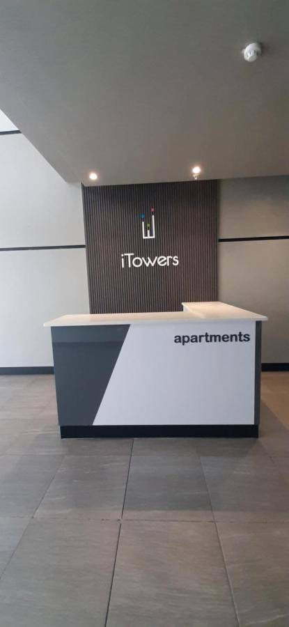 Urban Awe Apartment- iTowers 18th Floor Gaborone Kültér fotó